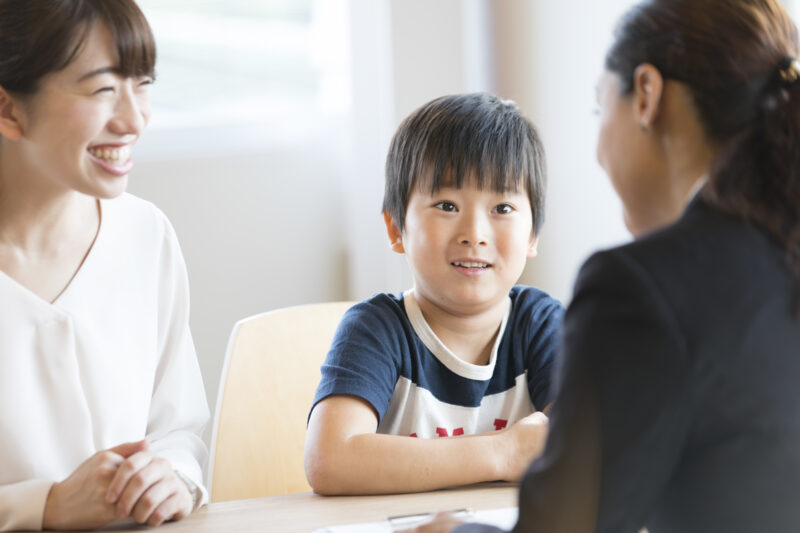 自閉スペクトラム　幼少期